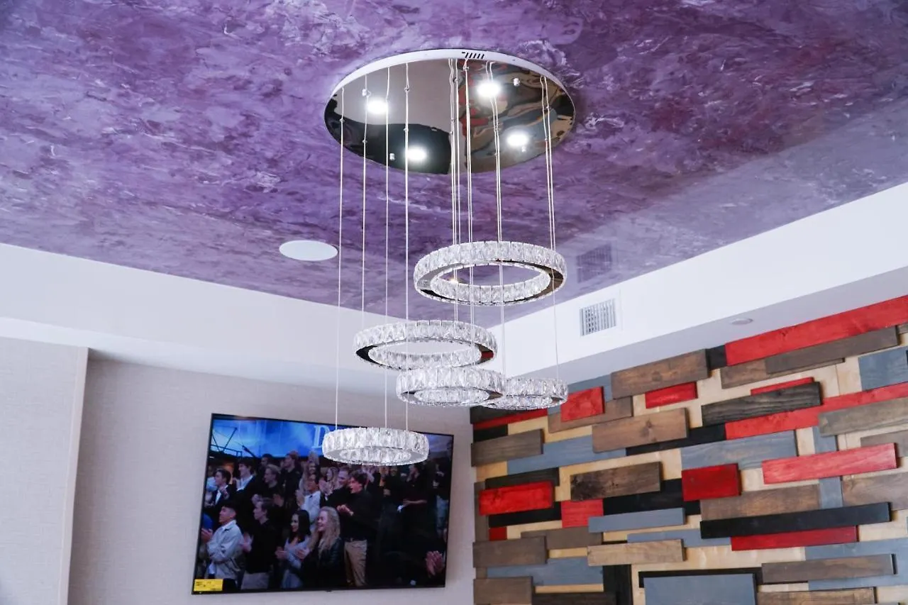 Hotel Lotus Blu Inn & Suites New York